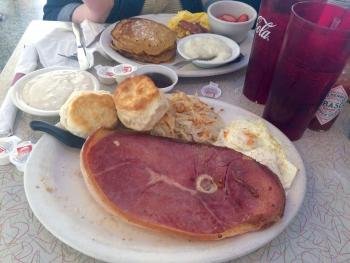 082416_Memphis_Arcade_1