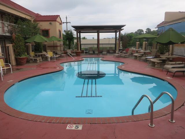 18011096_10102583391425174_8279347173737249894_n